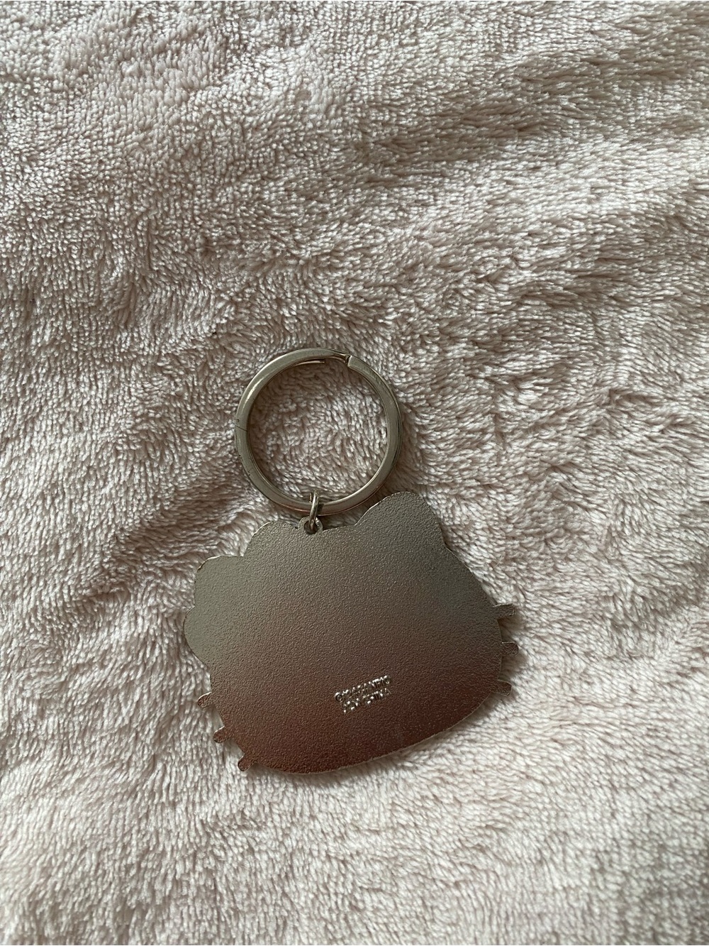 Hello Kitty Keychain - Picture 2 of 2